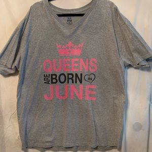 QUEENS born in the month of June T-shirt